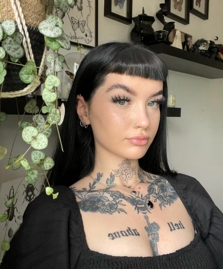 charwaldockx onlyfans leaked tits