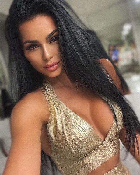 ilailonaa nude onlyfans pics