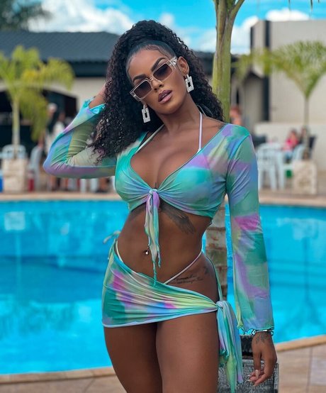 Lais Oliveira leaks onlyfans porn