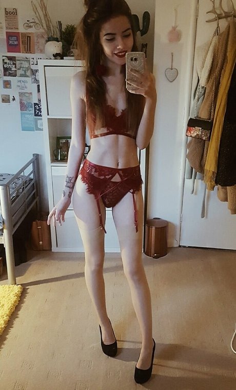 aemreynolds nudes onlyfans leak