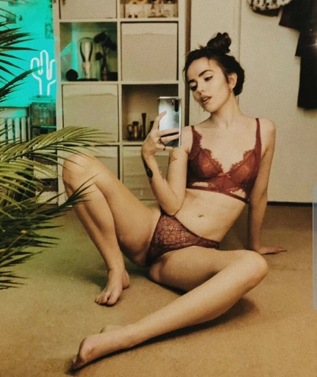 aemreynolds on onlyfans