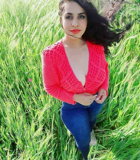 Olfa Fouzai nude onlyfans leak