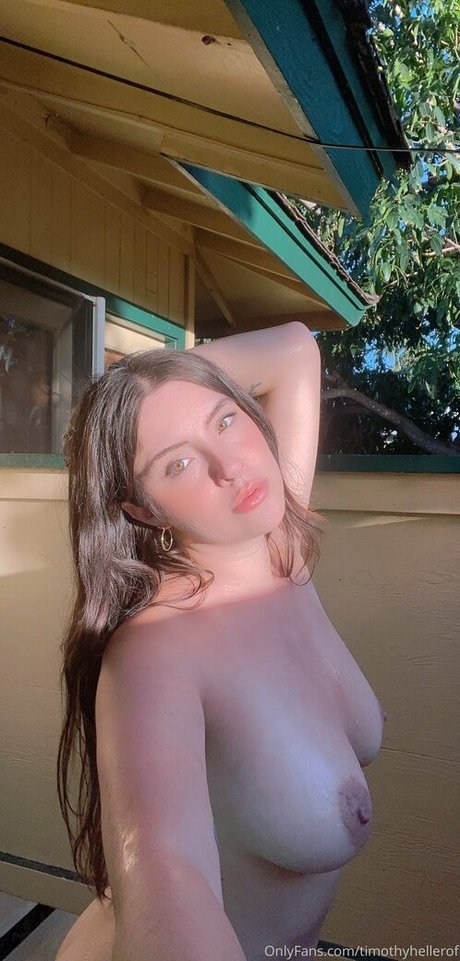 Timothy Heller nude onlyfans pics