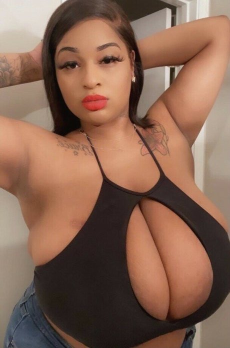 Itsnayhoee onlyfans for free