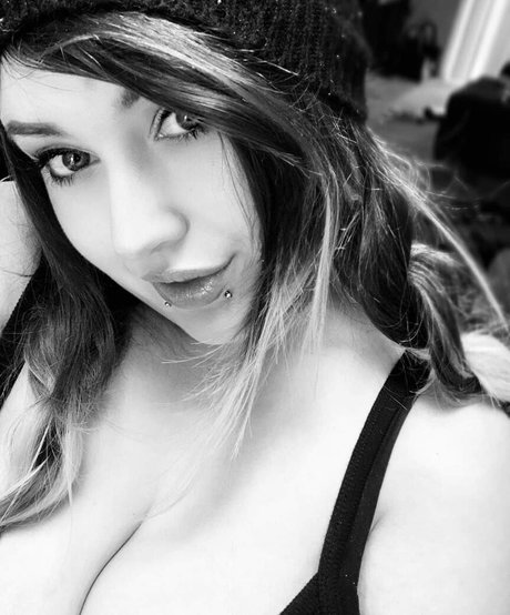 eileenexy nude onlyfans