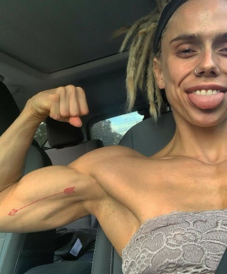 Mel With The Dreads only fans leaks