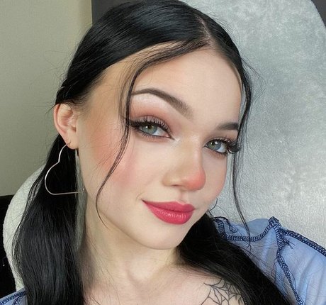 Stussy Montana onlyfans leak nude