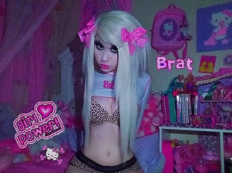 pocketbrat onlyfans topless