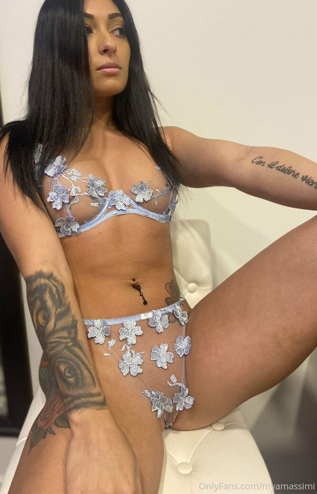 myamassimi_ onlyfans leaked nudes