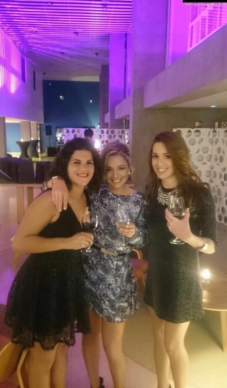 Claire Hutchings onlyfans leams