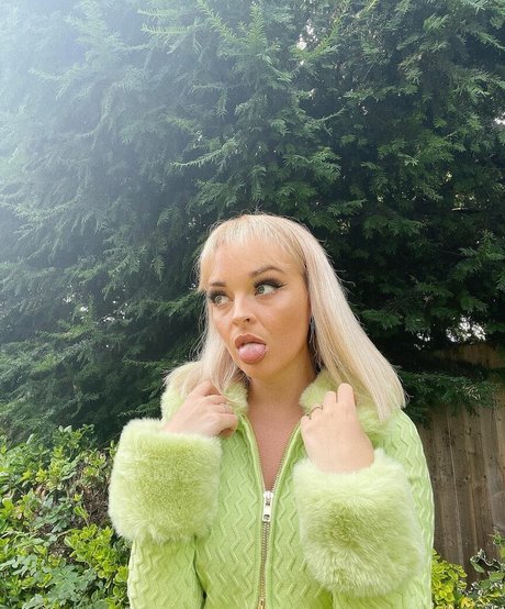 Emily Rose Perrin onlyfans leaks porn