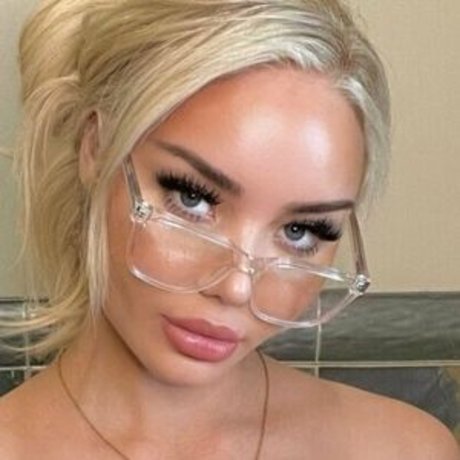 bettinnaaaa only fans nude leaks