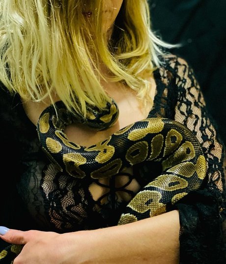 pink princess on sky onlyfans fuck