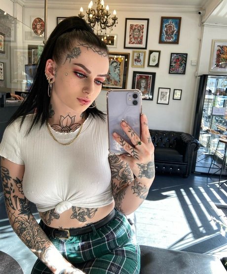 intoxifyingflxwers xxx onlyfans