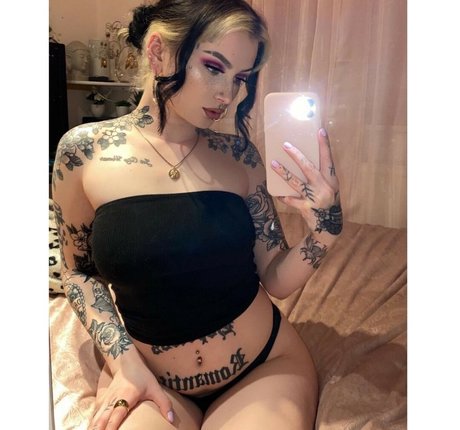 intoxifyingflxwers leaked onlyfans pictures