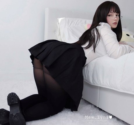 Mewlyni onlyfans leak porn