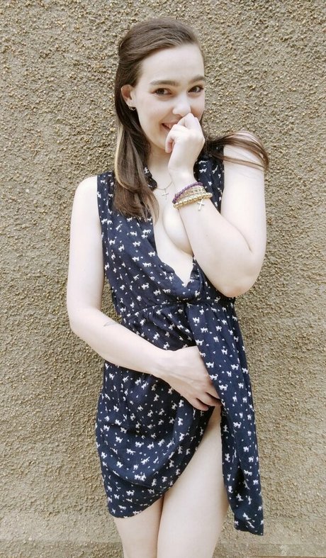 Chelsea Glitter onlyfans nude