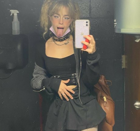 Petitegothgirl naked onlyfans leaked