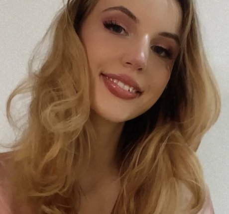 breadwitchery onlyfans naked