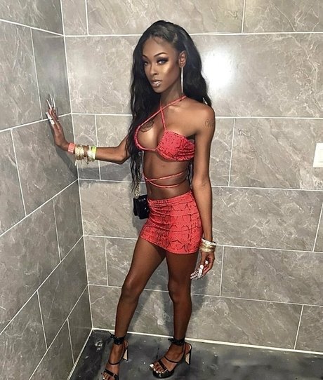 Erotica Vanderlei nudes onlyfans