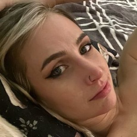 xLunaMariex onlyfans free