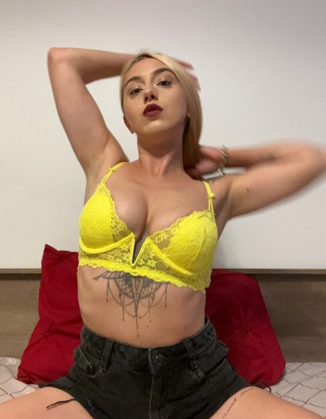 goddess blaze nude on onlyfans