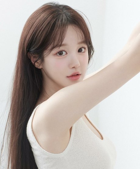 Uzaa porn onlyfans leaks