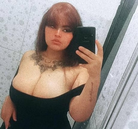 titiatsunade0 only fans nude