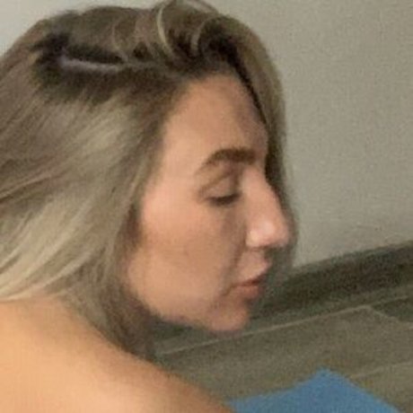 lava lexi nude onlyfans leaks