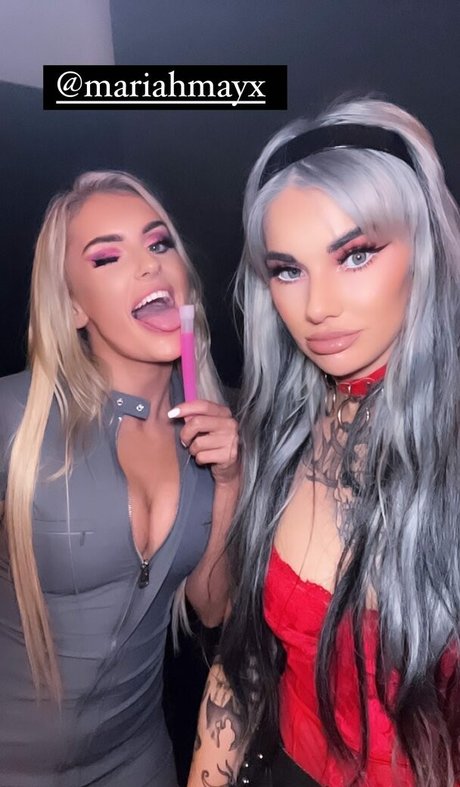 Hannah Taylor onlyfans nude leaks