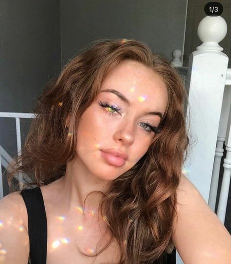 Neave Dare onlyfans ass