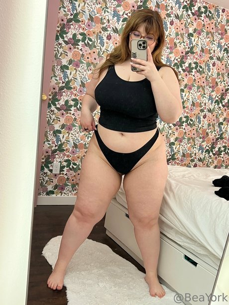 redhead milf onlyfans beautiful naked picture