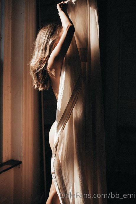 Emily the bearrr onlyfans page