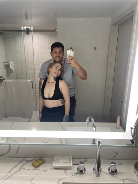 Claire Lavey only fans pictures