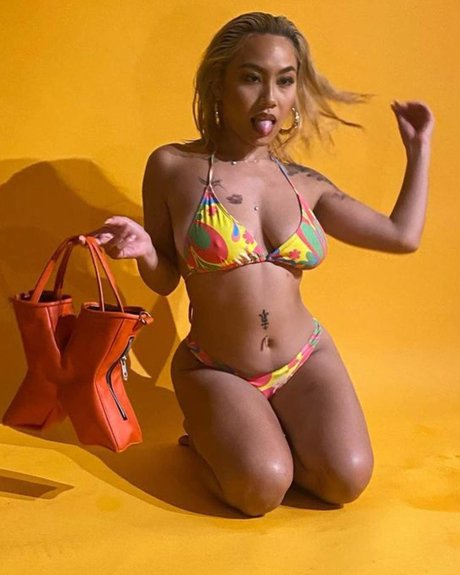 Victoria Kuang_ onlyfans leak xxx