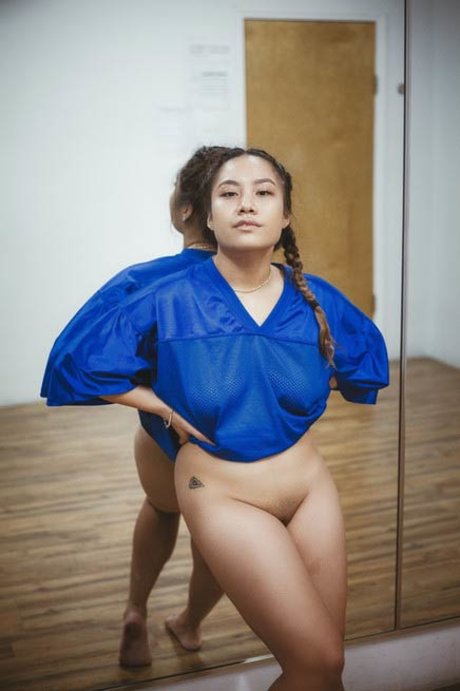 Victoria Kuang_ onlyfans sexy