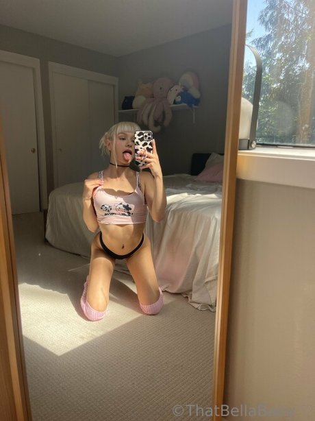 Naomi Swann onlyfans naked