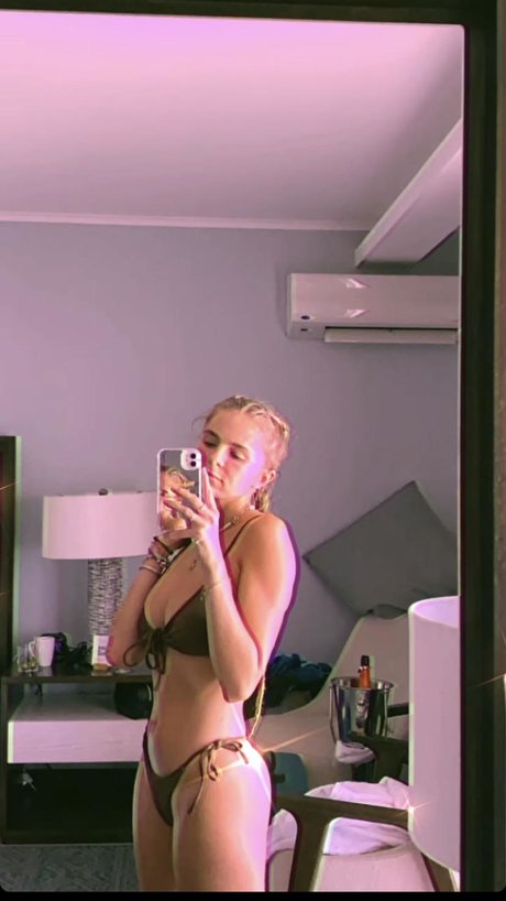 Lies Zhara_ onlyfans porn