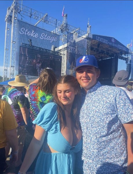 Colleen Sheehan onlyfans public photos