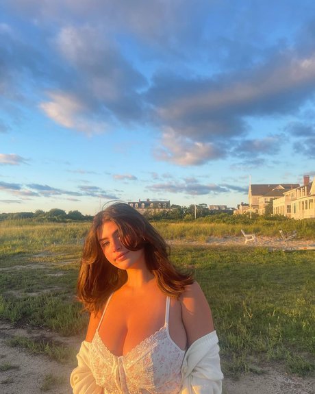 white bbw onlyfans sexy nude candids