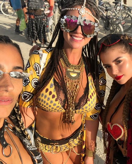 Demi Rose_ onlyfans leak