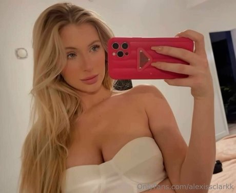 Alexis Clark onlyfans leak nude