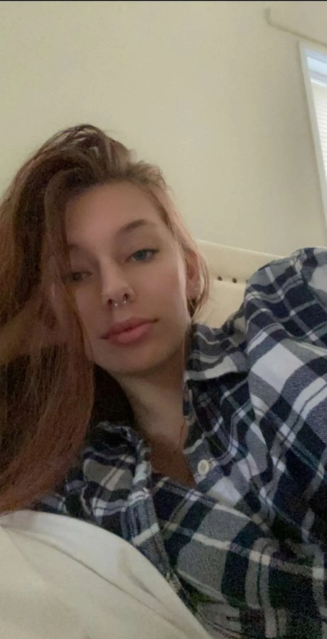 Lydia Renae onlyfans leaks