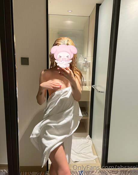 AHRA REI onlyfans pics nude