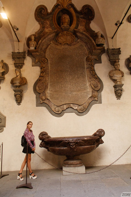 Aurora Mineo_ Profile pic