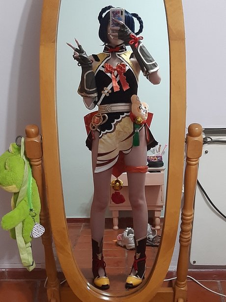 Kiki Glitter Cosplay onlyfans posts