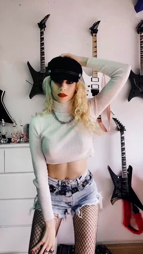 Sonia Anubis onlyfans model photo