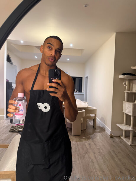 Akonnewanliss onlyfans