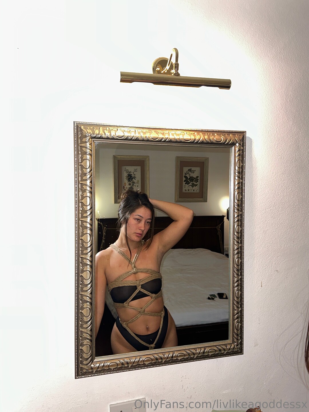 Livlikeagoddessx pics onlyfans