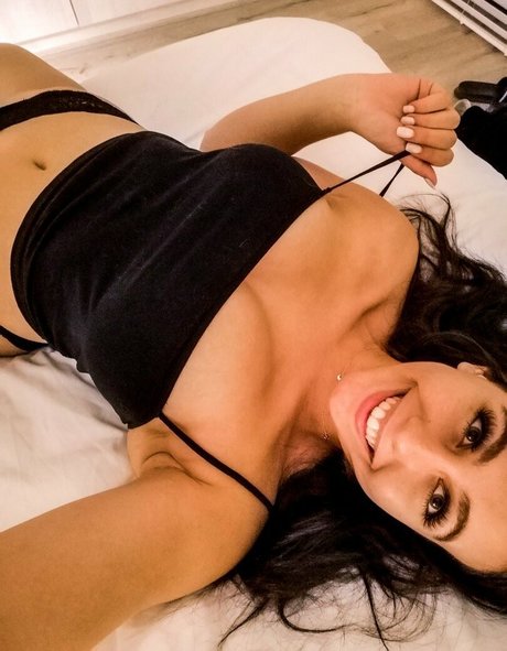 Lanzi onlyfans content type